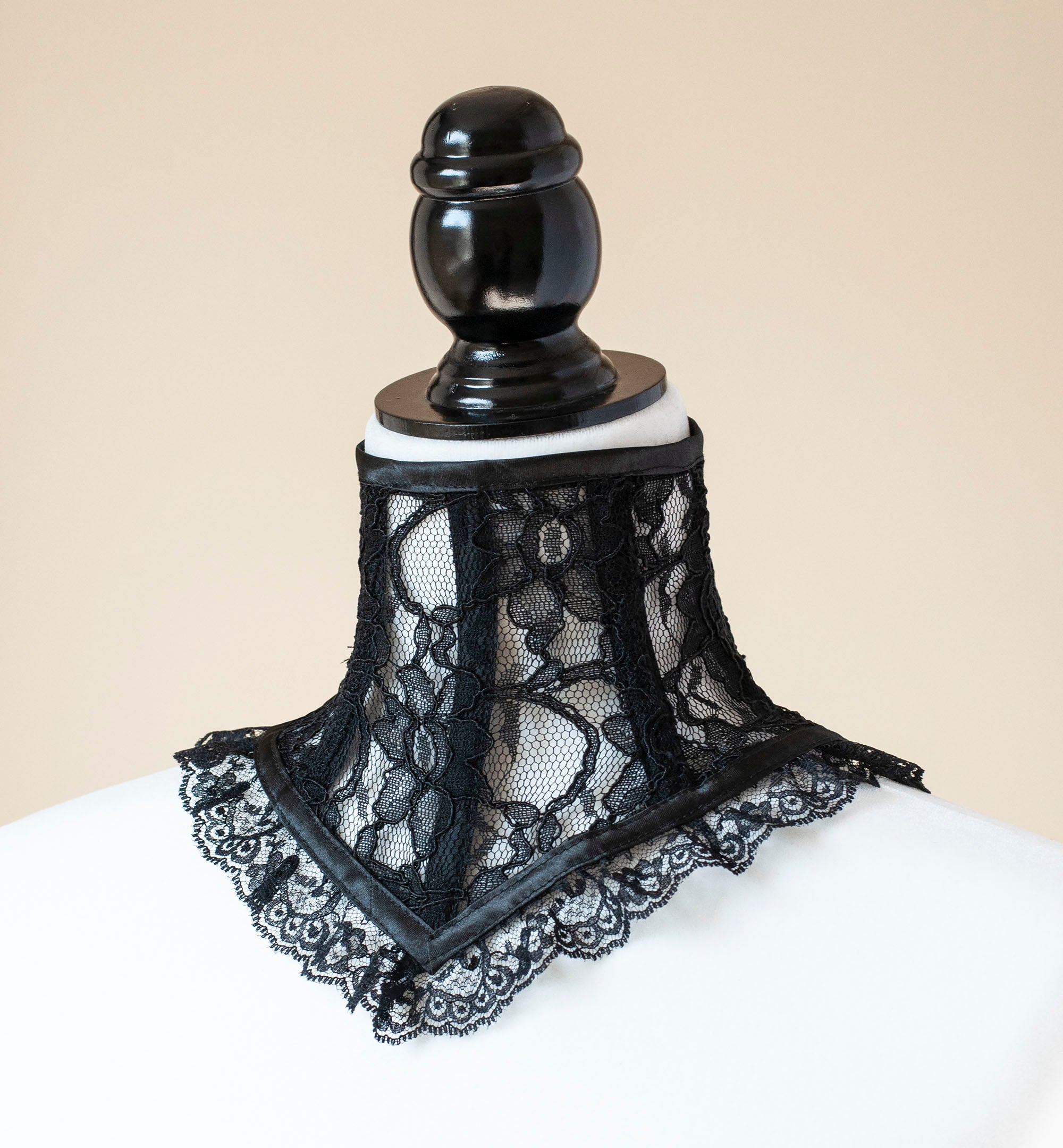 Black Lace Neck Corset Choker