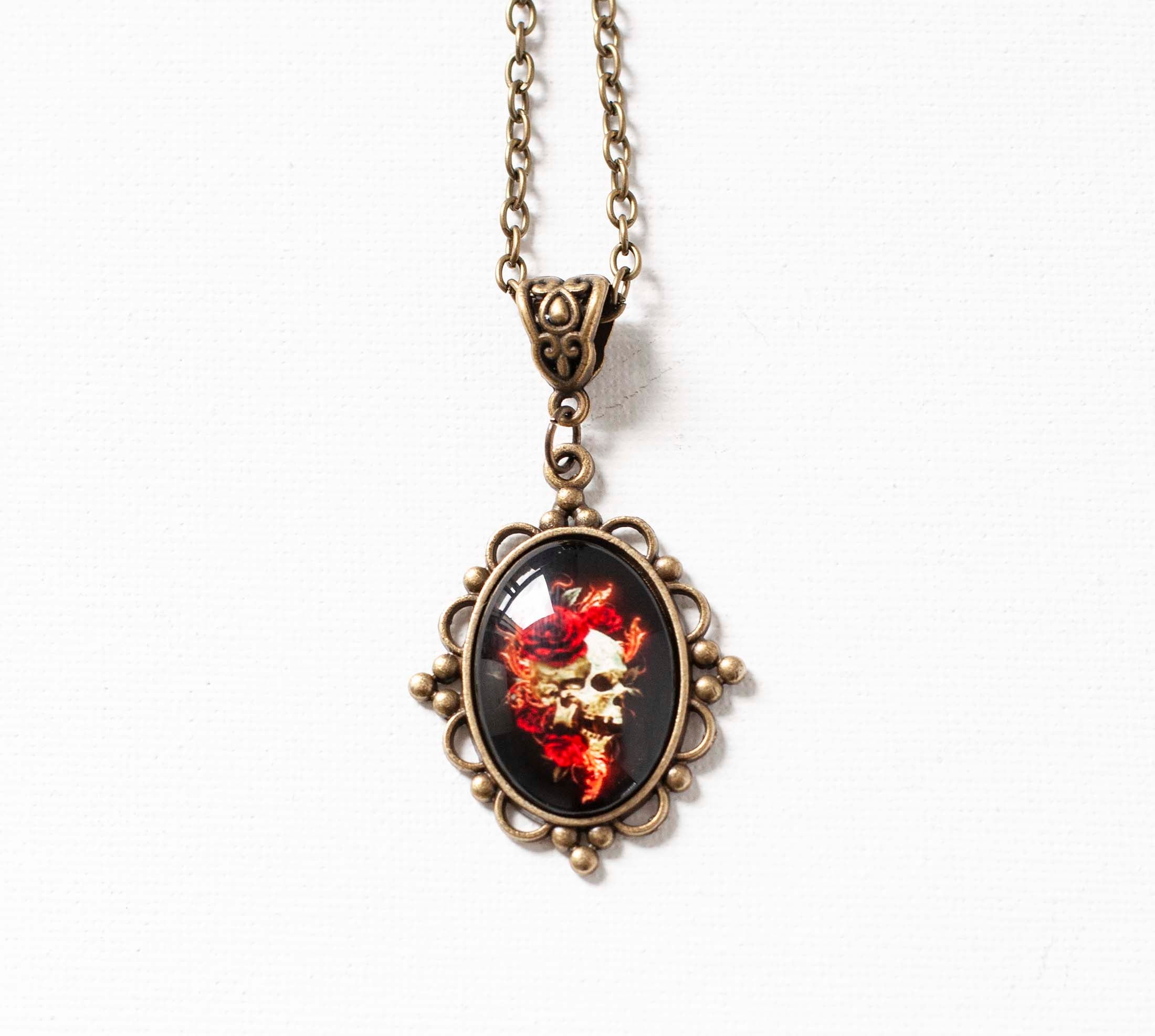 Gothic necklace with Skull and Roses pendant